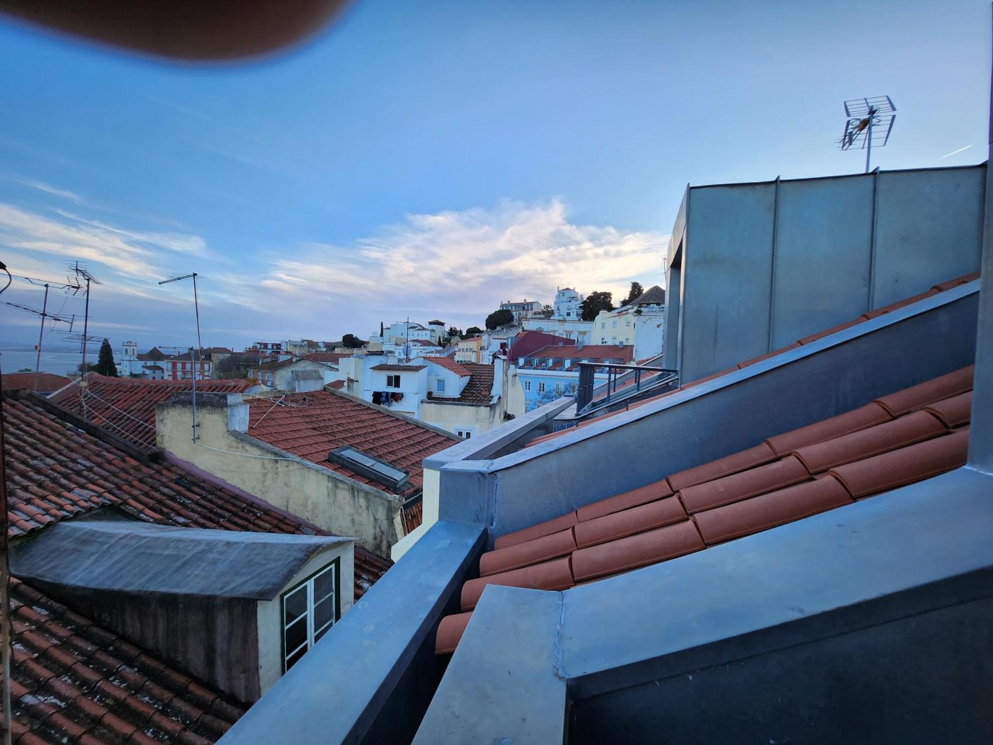 Loios And Lissabon